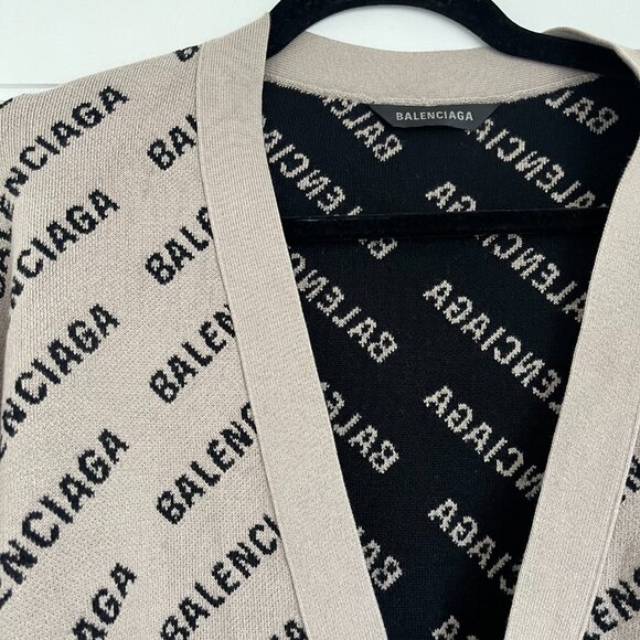 NWT Balenciaga Cardigan Sweater Dark Beige Allover Logo Knit Wool Blend V-Neck - Picture 4 of 12